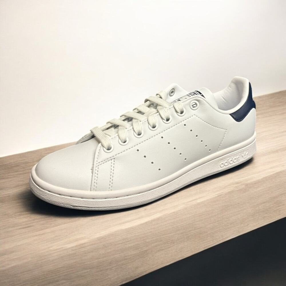 Adidas Women's  STAN SMITH (White/Blue, US 8)
